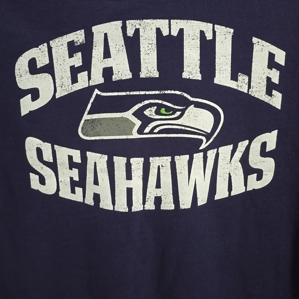 Seattle Seahawks Mens Navy Sweatshirt w/ Team Logo. Large - Picture 3 of 7